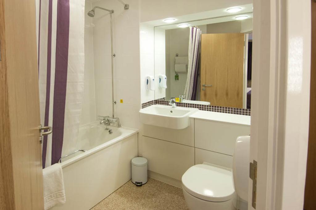 Premier Inn Reading Central Szoba fotó
